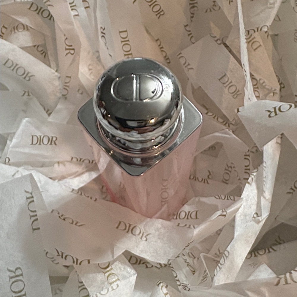 DIOR Lip Glow Color Reviver Balm No.058 - Picture 3 of 5